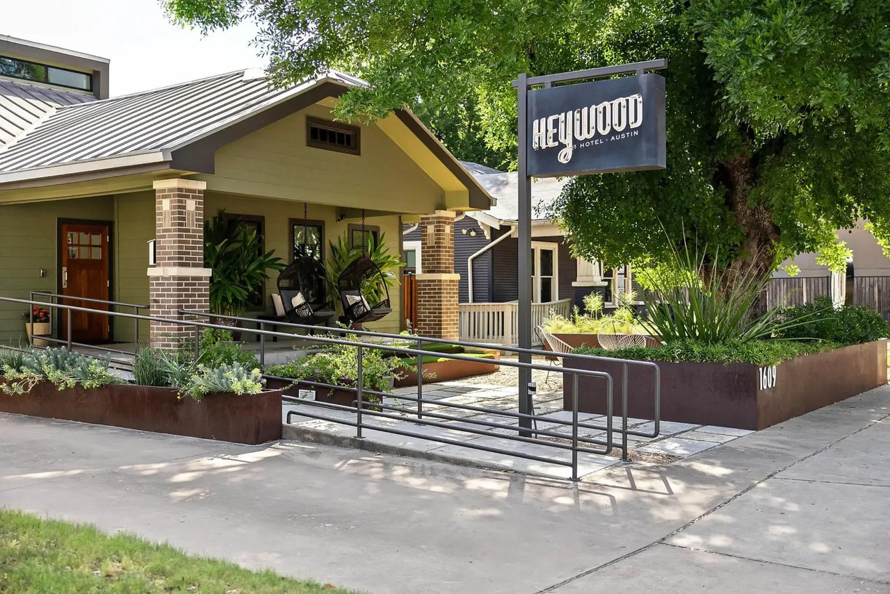 Heywood Hotel Property Exterior